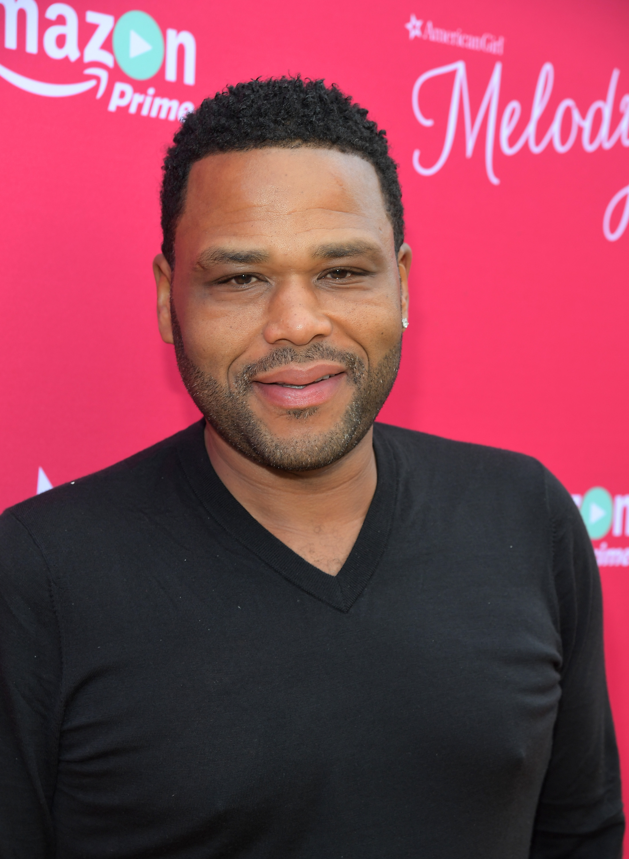 How tall is Anthony Anderson?